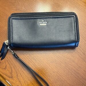 Kate Spade Black Textured Wallet